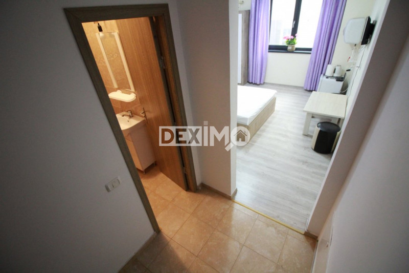 Garsoniera - Mamaia Nord - Stefan Building - La Doi Pasi De Mare