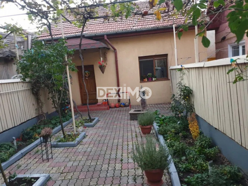 Casa 2 Camere - Poarta 6 - Anexe - Centrala Pe Gaze