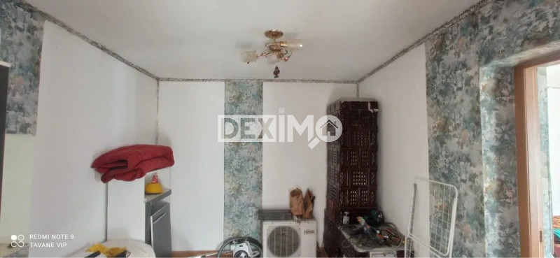 Casa Batraneasca - Teren 400 MP - Gaze la Poarta