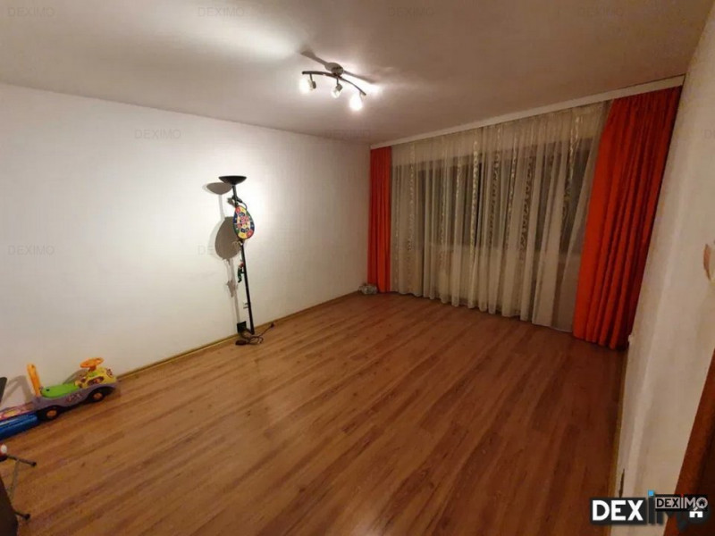 Apartament 2 Camere Decomandate - Zona Tomis Nord - Gaze