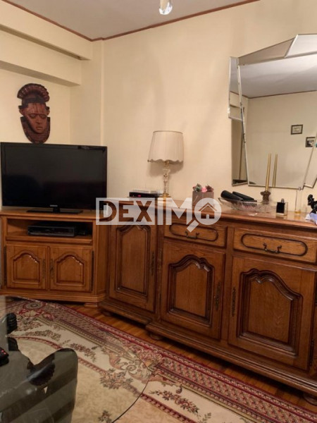 Faleza Nord -  Reyna - Aproape De Plaja