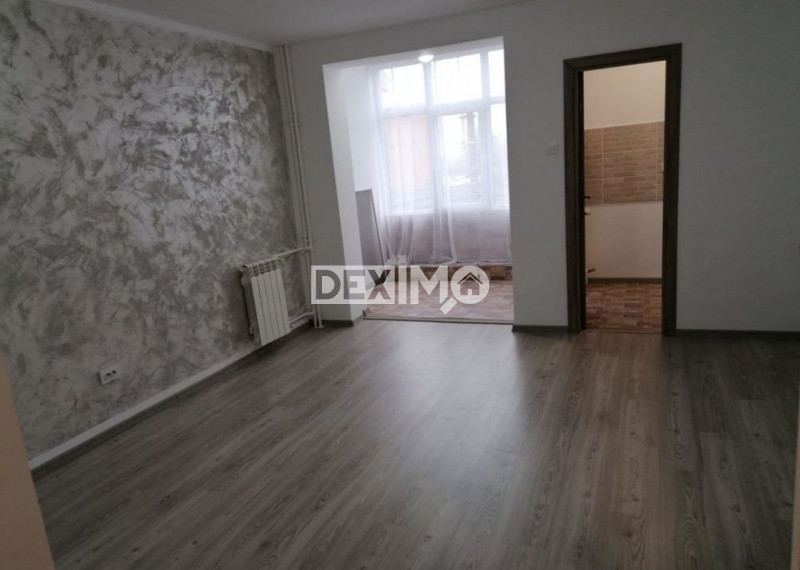 Garsoniera - Zona Far - Etaj 2 -  Renovata Complet