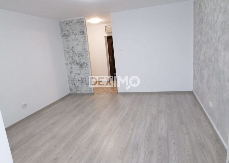 Garsoniera - Zona Far - Etaj 2 -  Renovata Complet