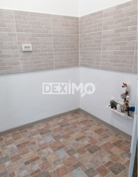 Garsoniera - Zona Far - Etaj 2 -  Renovata Complet