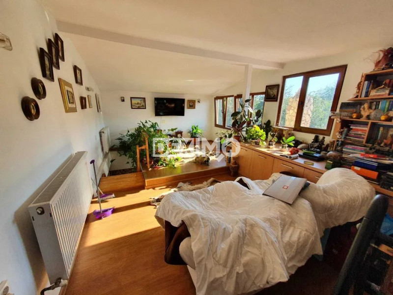 Casa S+P+1 - Km 5 - Teren 500 Mp - Mobilata - Centrala Pe Gaze