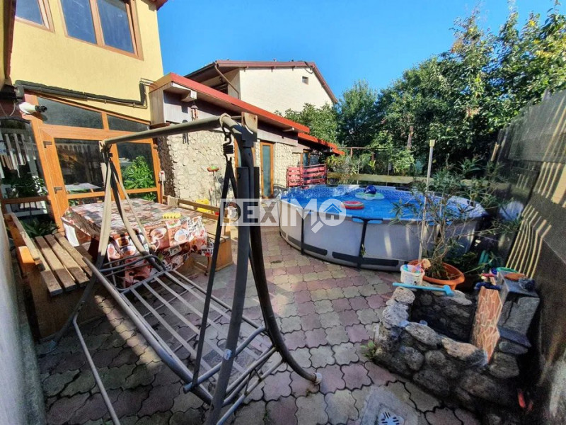 Casa S+P+1 - Km 5 - Teren 500 Mp - Mobilata - Centrala Pe Gaze