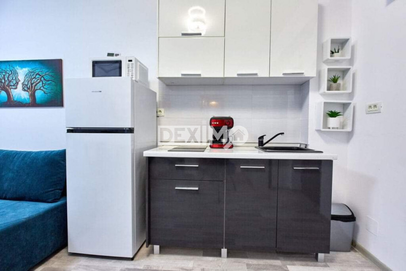 Apartament Prima Linie La Mare - 2 Camere - Mobilat Complet - LA CHEIE !