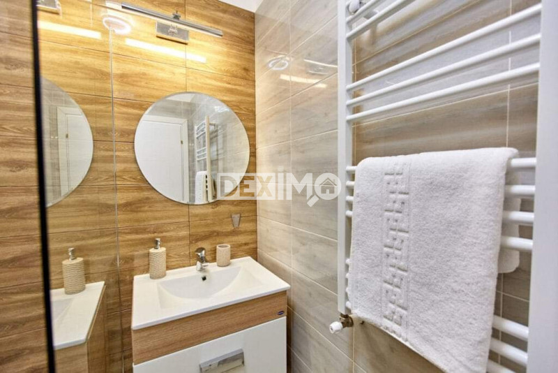 Apartament Prima Linie La Mare - 2 Camere - Mobilat Complet - LA CHEIE !