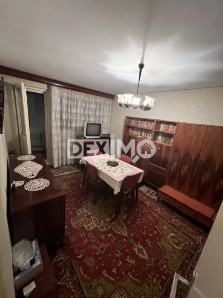 Apartament 2 Camere - Zona Abator - Etaj Intermediar - Gaze Pe Scara