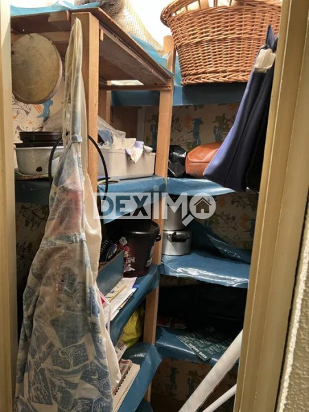 Apartament 2 Camere - Zona Abator - Etaj Intermediar - Gaze Pe Scara