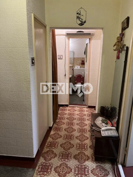 Apartament 2 Camere - Zona Abator - Etaj Intermediar - Gaze Pe Scara