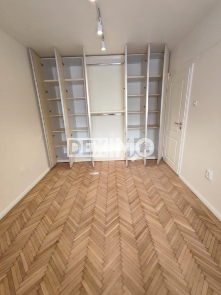Apartament 3 Camere - Ultracentral - Etaj 1 - Renovat Complet - Boxa