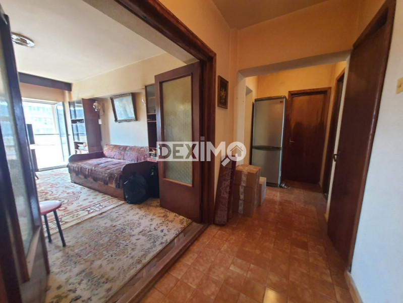 URGENT!!!CAPITOL APARTAMENT CU 3 CAMERE DECOMANDATE CENTRALA GAZE