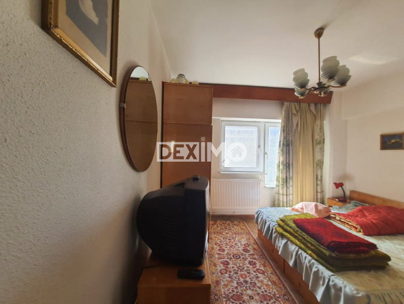 URGENT!!!CAPITOL APARTAMENT CU 3 CAMERE DECOMANDATE CENTRALA GAZE