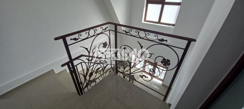 Spatiu Comercial - Ultracentral - Stefan Cel Mare - Pretabil Birouri/Sedii Firma