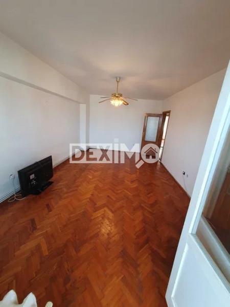 Apartament 4 Camere - Stadion - Etaj Intermediar - Centrala Pe Gaze - Liber