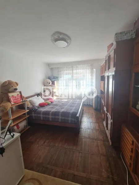 Apartament 2 Camere - Km 5 - Etaj 1 - Mobilat - Centrala Pe gaze