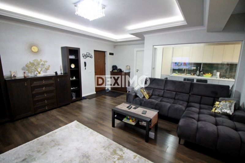 Apartament DE LUX - Faleza Nord Reyna -  Loc Parcare În Proprietate