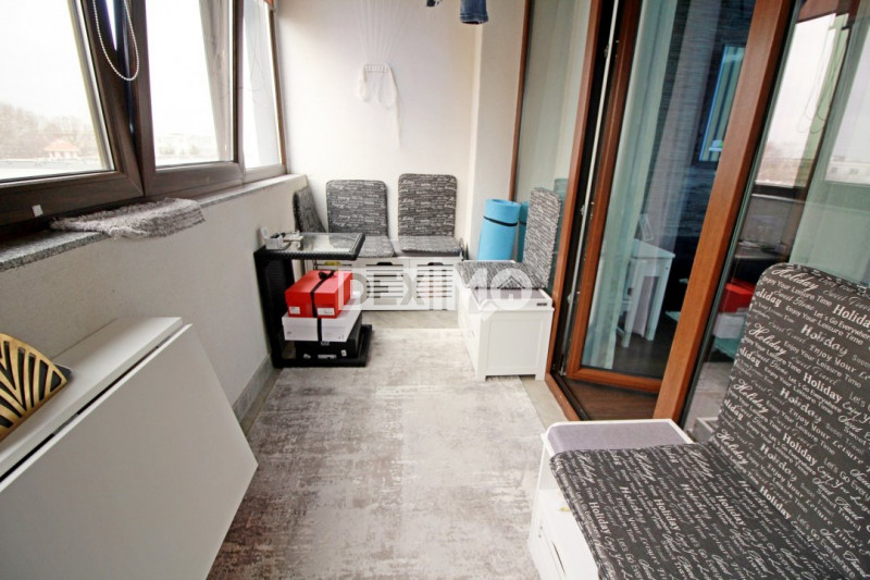 Apartament DE LUX - Faleza Nord Reyna -  Loc Parcare În Proprietate