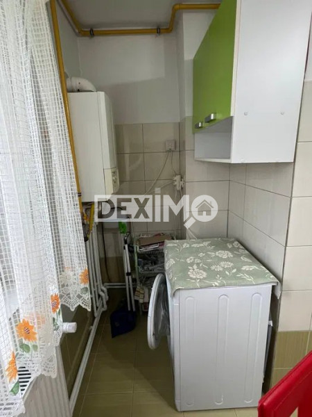 Apartament 3 Camere - Zona Gara - Etaj 3 - Mobilat - Centrala Pe Gaze