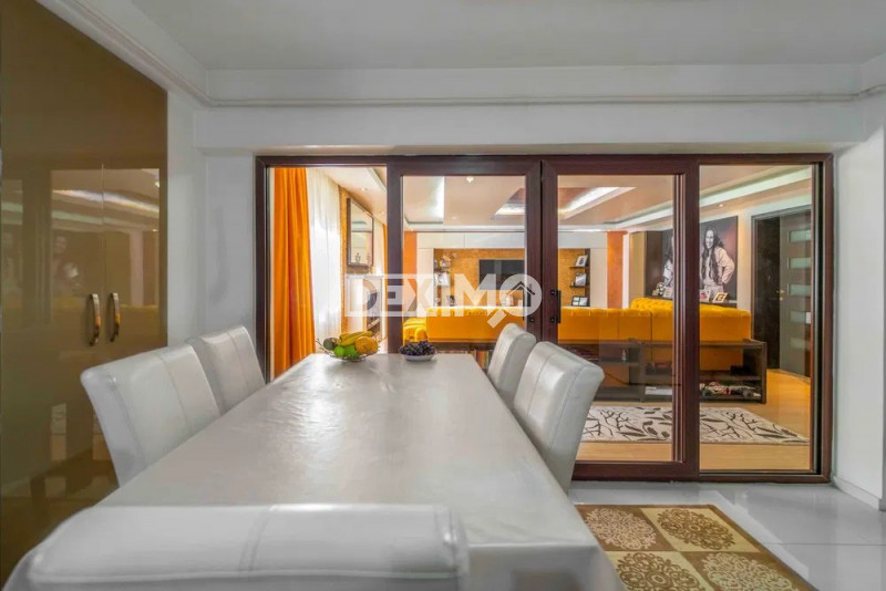 Apartament LUX - Zona Gara - Spatios - Ultrafinisat - Mobilat Complet - Boxa