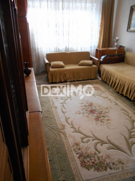 Apartament 2 Camere - Km 5 - Etaj 1 - Centrala Pe Gaze