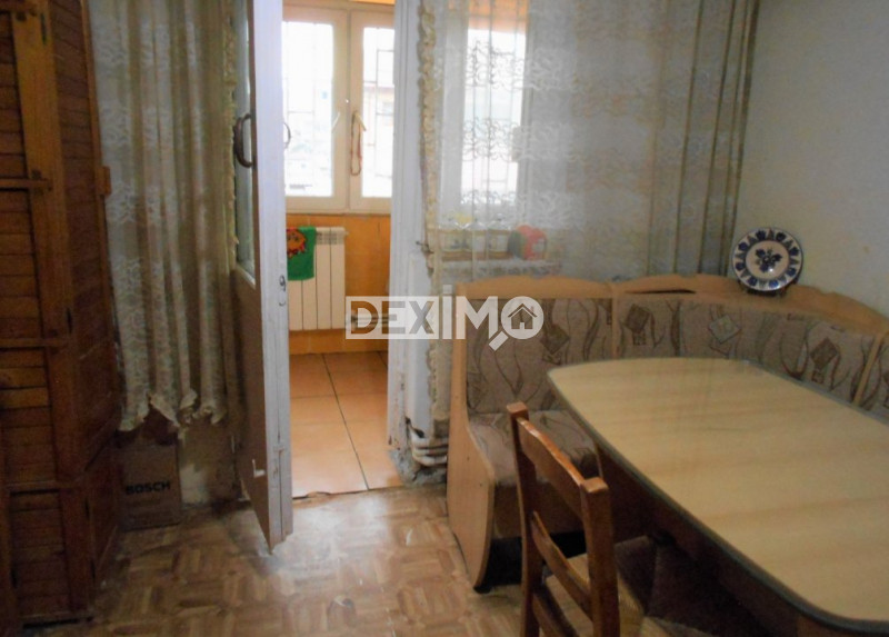 Apartament 2 Camere - Km 5 - Etaj 1 - Centrala Pe Gaze