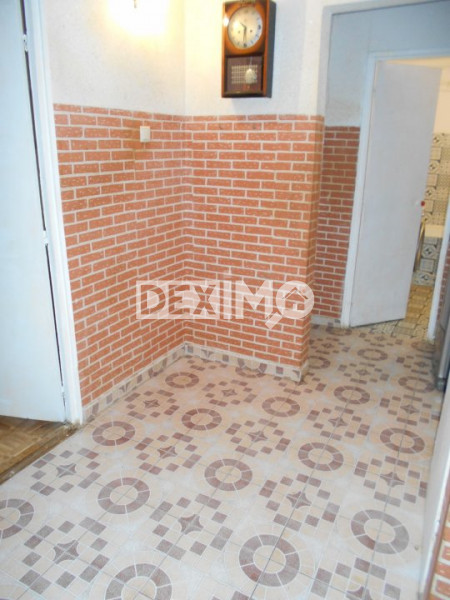 Apartament 2 Camere - Km 5 - Etaj 1 - Centrala Pe Gaze
