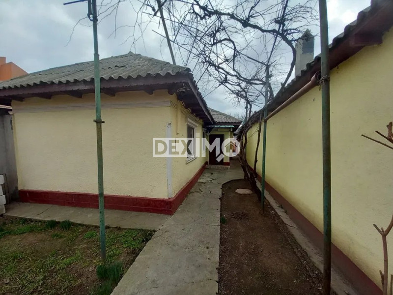 Casa 5 Camere - 2 Corpuri - Zona Medeea - Gaze In Curs