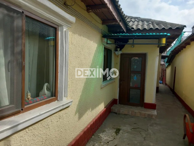 Casa 5 Camere - 2 Corpuri - Zona Medeea - Gaze In Curs