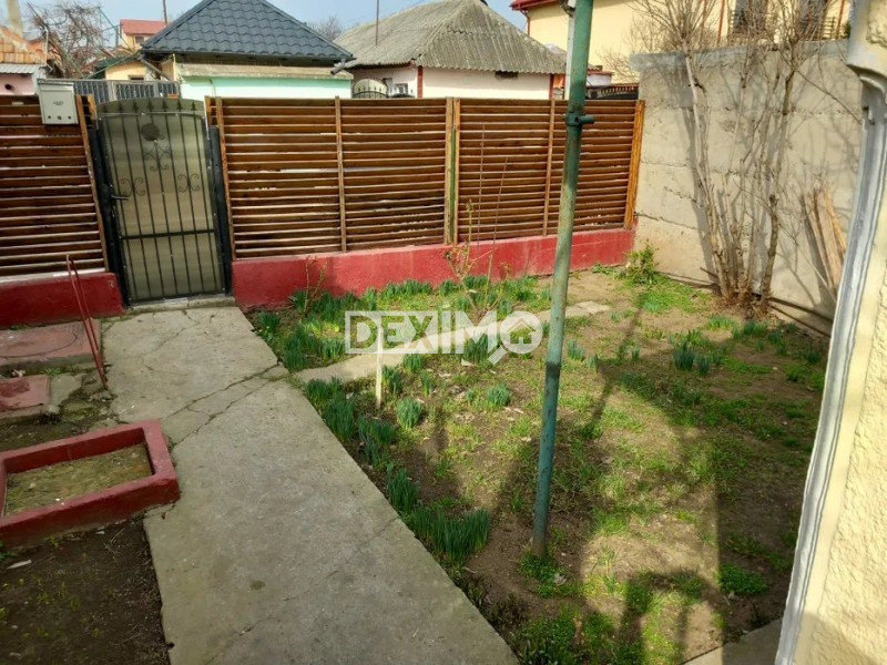 Casa 5 Camere - 2 Corpuri - Zona Medeea - Gaze In Curs