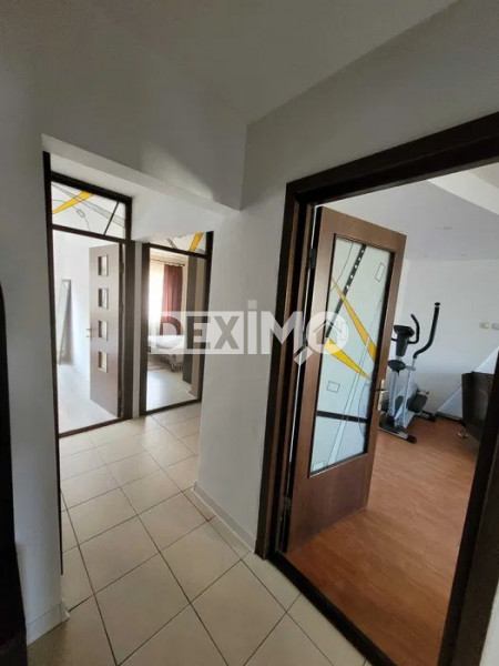 Apartament 3 Camere - Zona CET - Etaj 3 - Mobilat  - Gaze La Usa