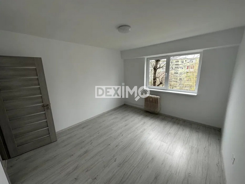 CIRESICA Piata - Apartament 3 Camere - Etaj 2 - Gaze La Usa - Boxa