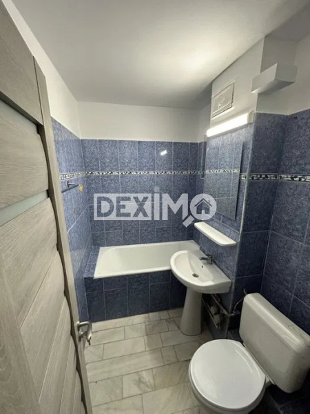 CIRESICA Piata - Apartament 3 Camere - Etaj 2 - Gaze La Usa - Boxa