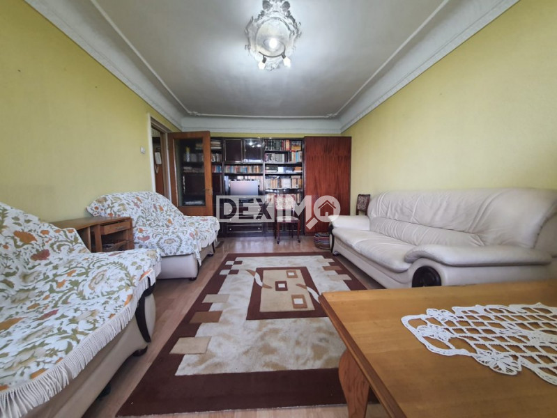 Apartament 2 Camere - Zona Tomis III - Etaj Intermediar -  Centrala Pe Gaze