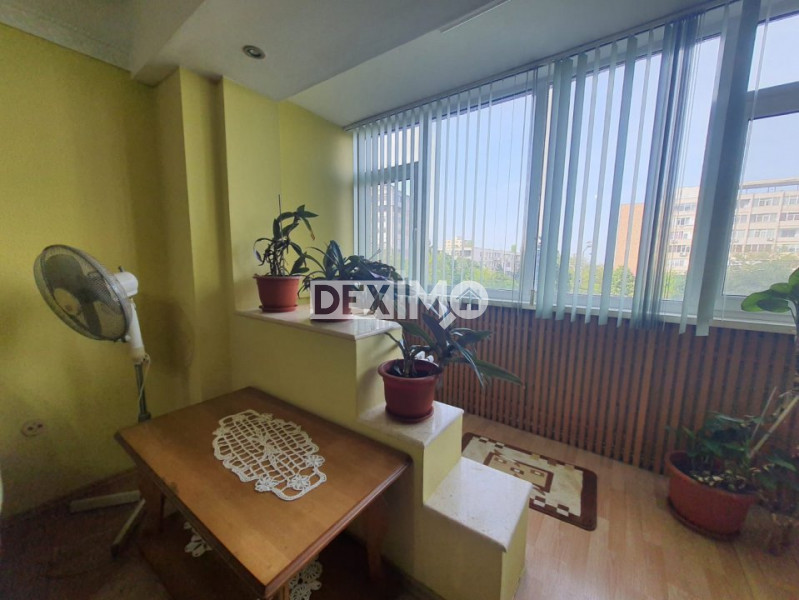 Apartament 2 Camere - Zona Tomis III - Etaj Intermediar -  Centrala Pe Gaze