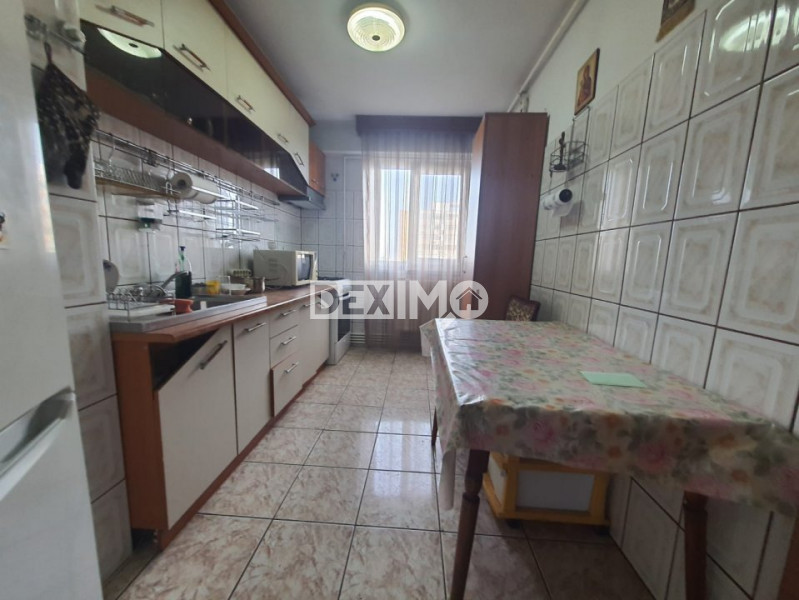 Apartament 2 Camere - Zona Tomis III - Etaj Intermediar -  Centrala Pe Gaze