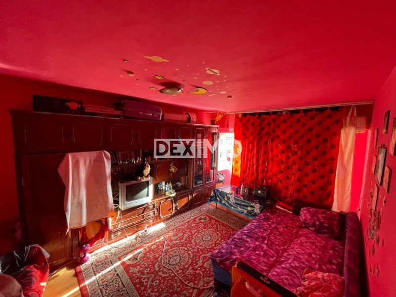 Garsoniera Decomandata - Dacia - Etaj 3 - Racordata La Gaze