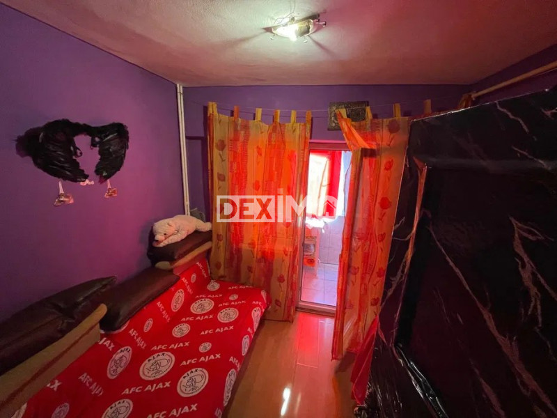 Garsoniera Decomandata - Dacia - Etaj 3 - Racordata La Gaze