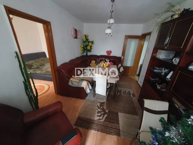 Apartament 3 Camere - Km 4-5 - Etaj 1 - Centrala Pe Gaze