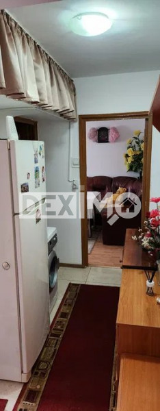 Apartament 3 Camere - Km 4-5 - Etaj 1 - Centrala Pe Gaze