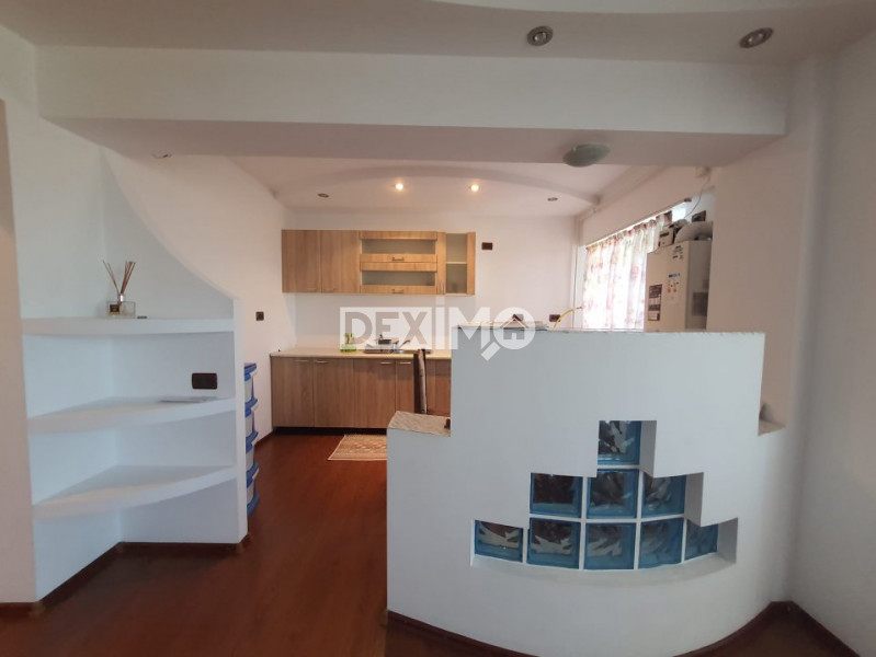 Apartament 3 Camere - Zona Far - Renovat - Centrala Pe Gaze