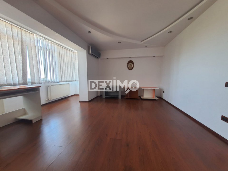 Apartament 3 Camere - Zona Far - Renovat - Centrala Pe Gaze