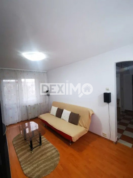 PIATA IL CARAGIALE APARTAMENT CU 3 CAMERE MOBILAT COMPLET