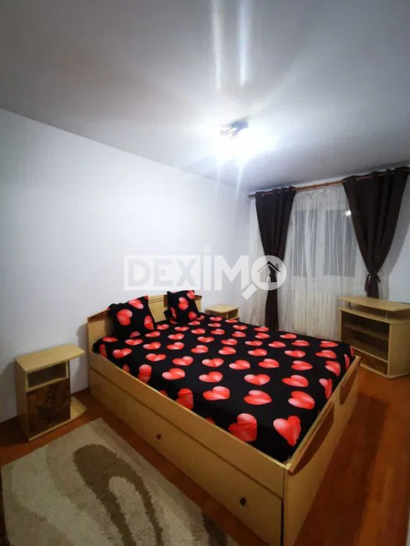 PIATA IL CARAGIALE APARTAMENT CU 3 CAMERE MOBILAT COMPLET