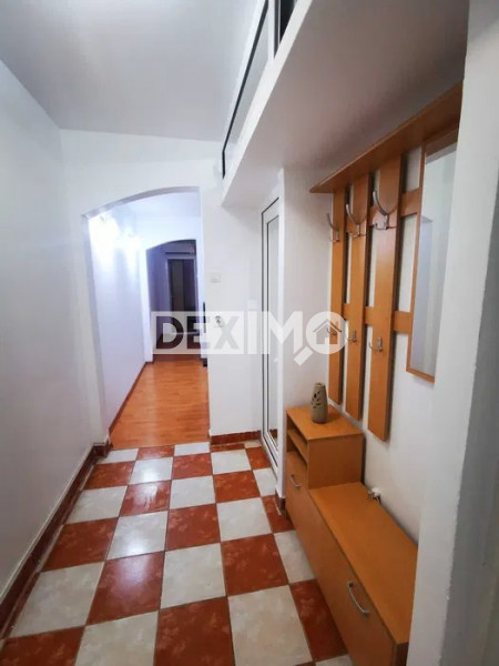 PIATA IL CARAGIALE APARTAMENT CU 3 CAMERE MOBILAT COMPLET