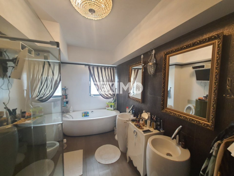 Apartament  LUX - Faleza Nord - Spectrum - Vedere Frontala La Mare