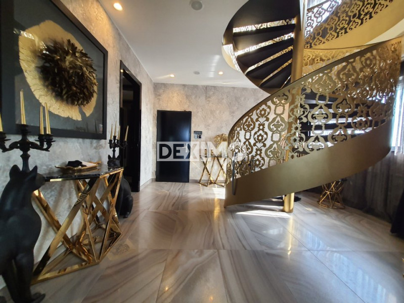 PENTHOUSE ULTRAMODERN INTELIGENT MOBILAT ULTRALUX