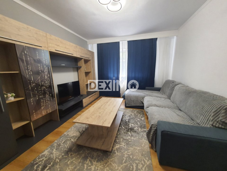 APARTAMENT CU 3 CAMERE MOBILAT SI UTILAT CENTRALA GAZE