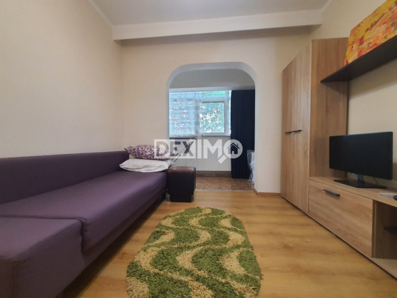 APARTAMENT CU 3 CAMERE MOBILAT SI UTILAT CENTRALA GAZE
